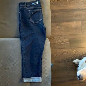 NWT Women’s Apt 9 Skinny Crop Jeans - Size 14